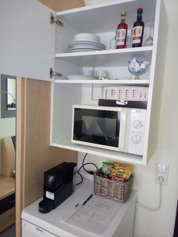 Cafe Und Pension Ringer Vilseck Bagian luar foto
