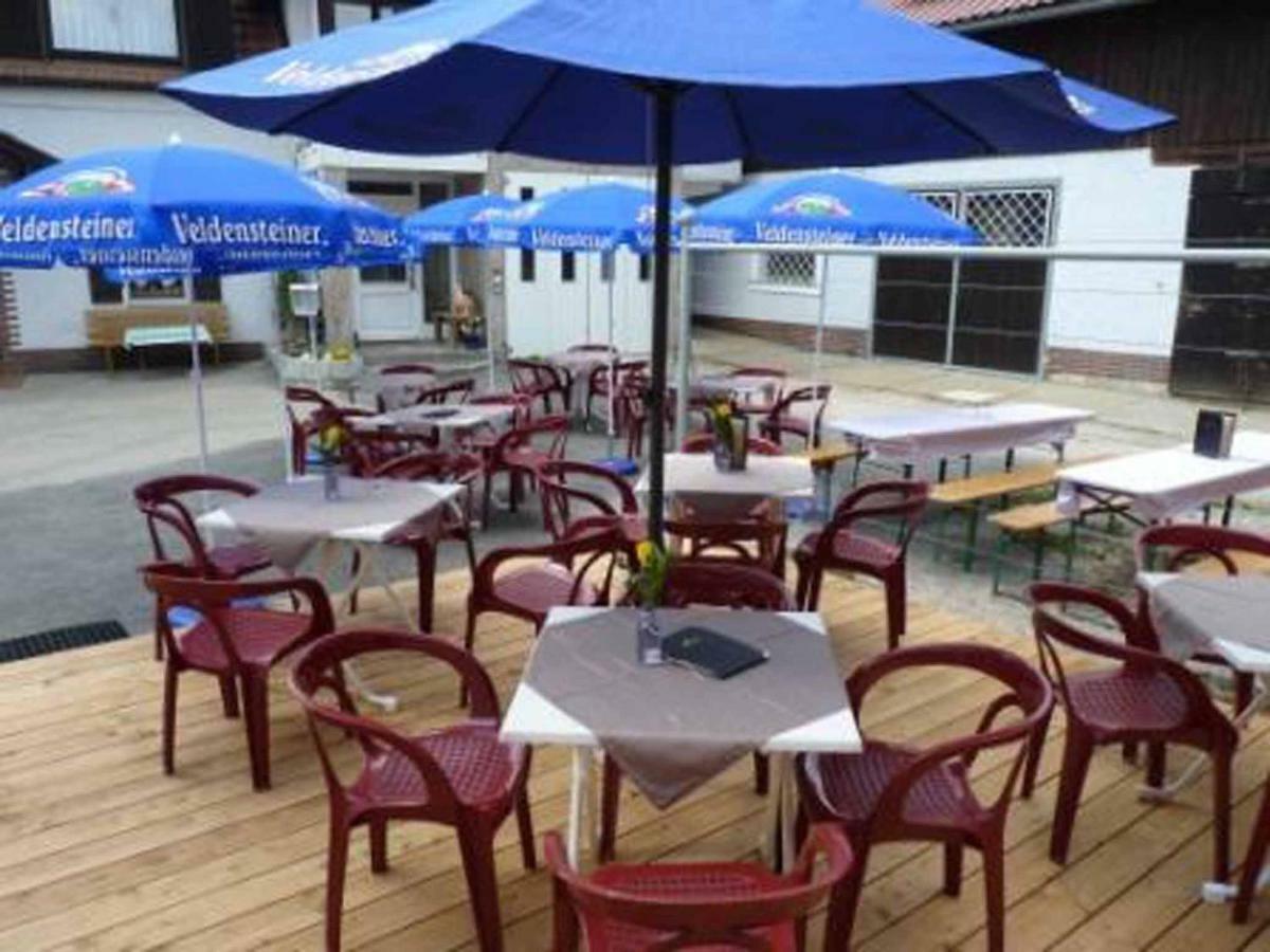 Cafe Und Pension Ringer Vilseck Bagian luar foto