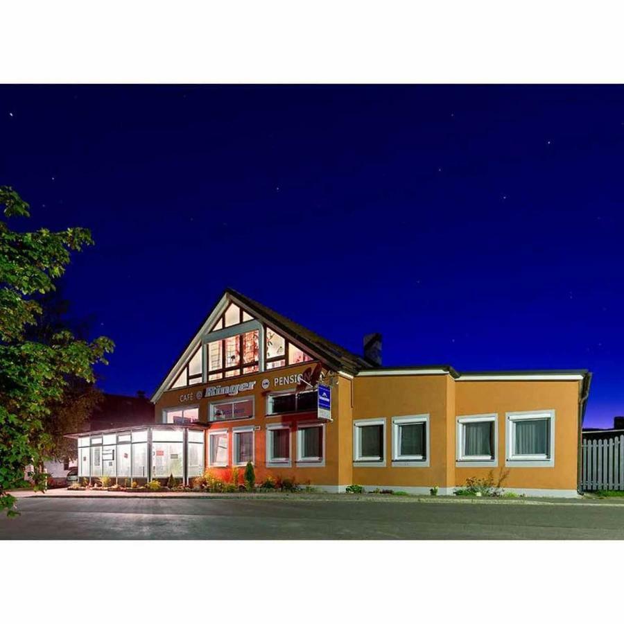 Cafe Und Pension Ringer Vilseck Bagian luar foto